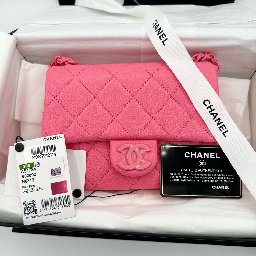 CHANEL Incognito Flap In Light Pink